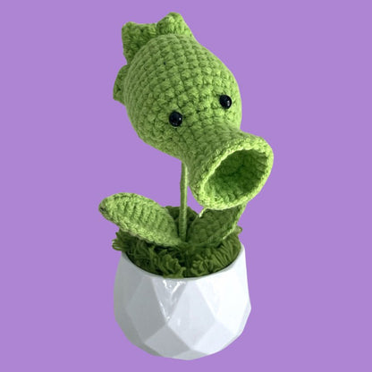 Handcrafted Crochet Peashooter Flower Planter A13 - Small Beauty